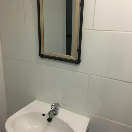 Check-inn - Adults Only Apartament *